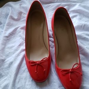 J.CREW Red patent leather. Block heel. Comfortable